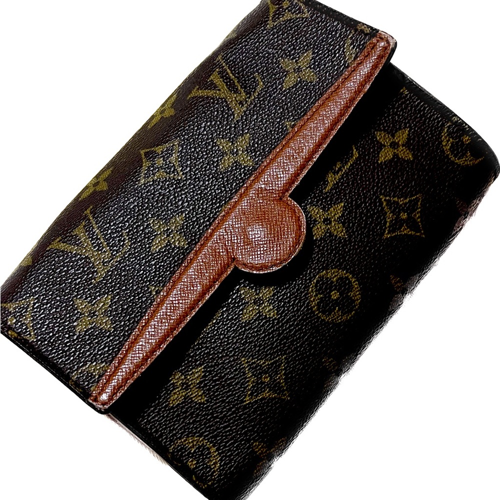 Louis Vuitton Monogram Pochette